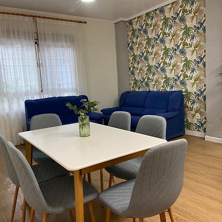 Bajoplaya Apartment บูร์เรียนา ภายนอก รูปภาพ