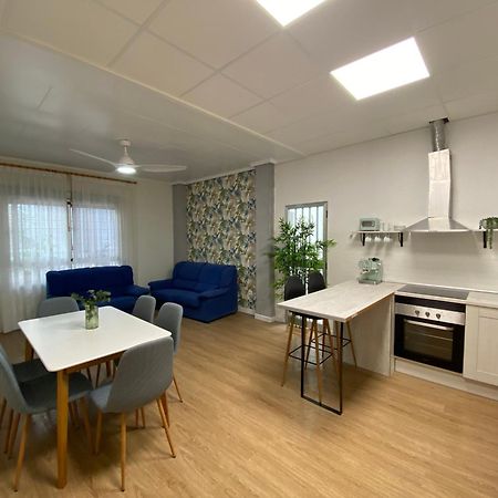 Bajoplaya Apartment บูร์เรียนา ภายนอก รูปภาพ