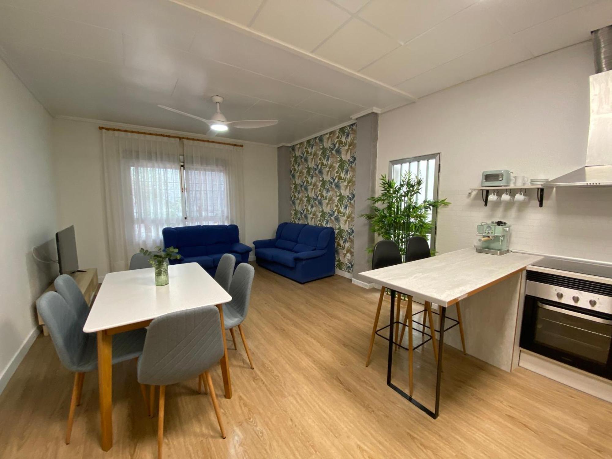 Bajoplaya Apartment บูร์เรียนา ภายนอก รูปภาพ